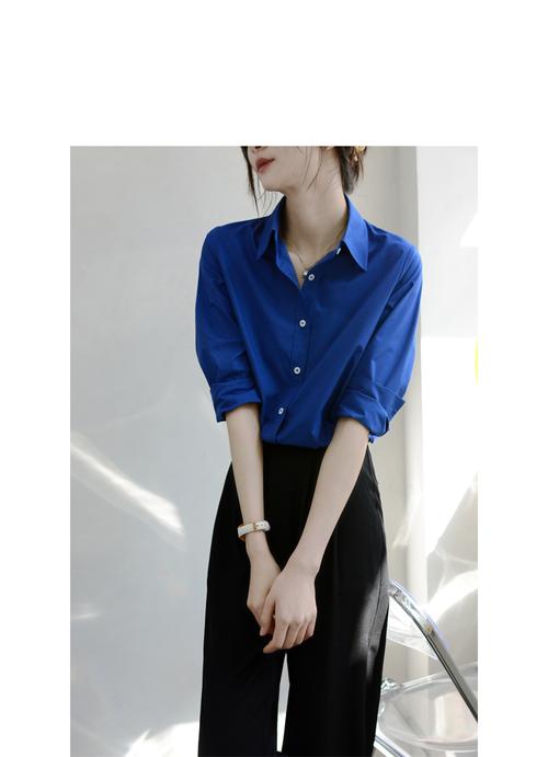 宝石兰衬衫怎么搭配图片