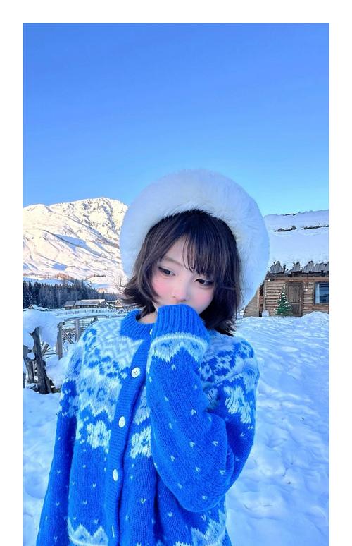 蓝色毛衣配什么大衣