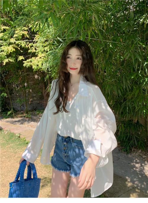 雪纺衫透明怎么搭配