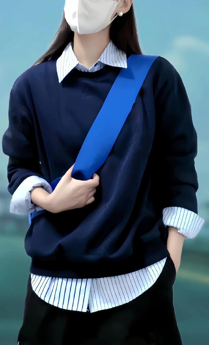 卫衣跟衬衫怎么搭配