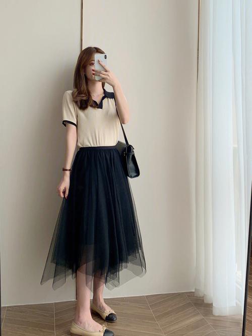 纱裙怎么搭配上衣