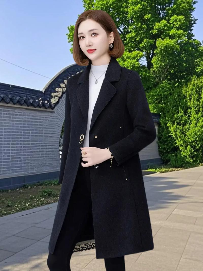 女毛呢中长外套怎么搭配图片大全