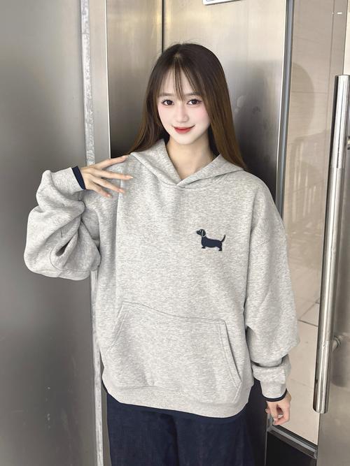 卫衣属于什么风格