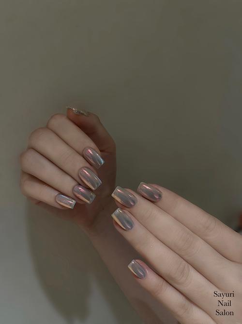 什么是光疗美甲