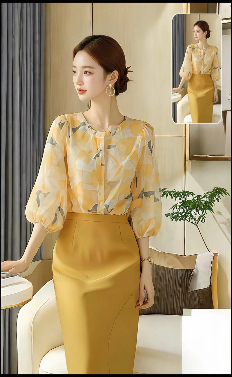 黄色长裙配什么上衣