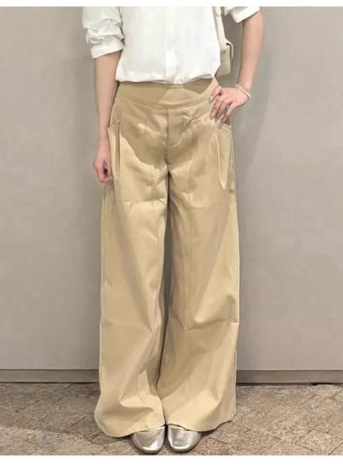 卡其色格子裤怎么搭配图片