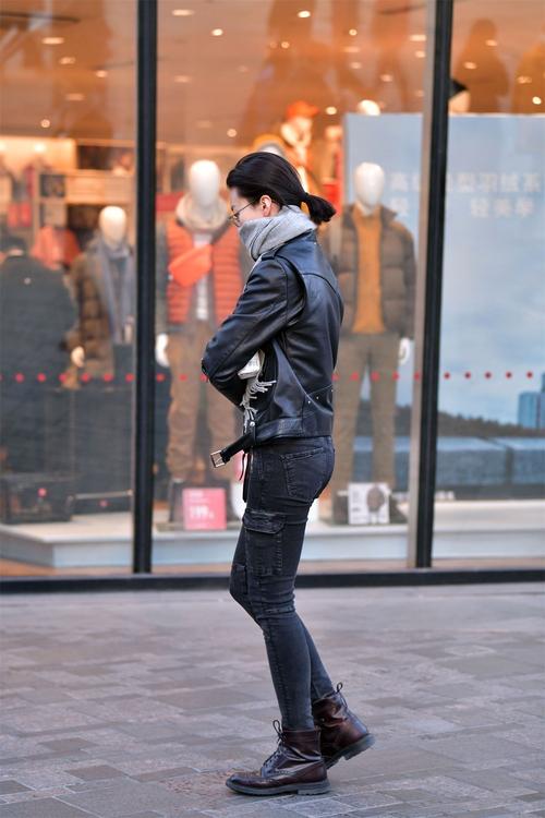 短靴配什么裤子图片