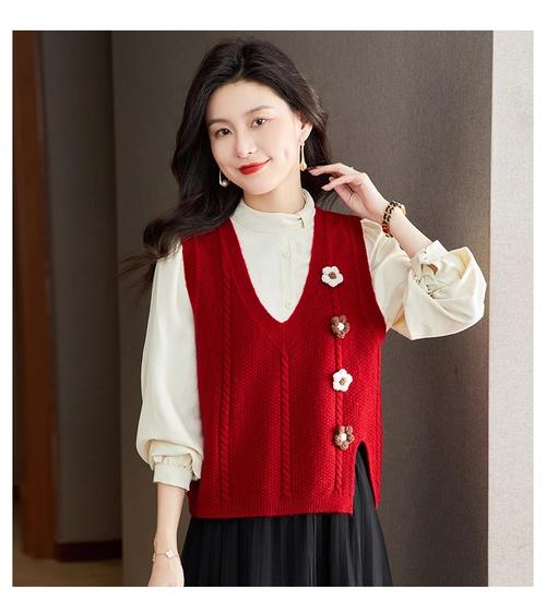 短款毛线背心怎么搭配图片