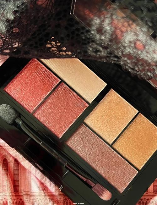 美宝莲最新眼影