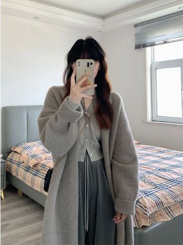 长款毛衫外套怎么搭配