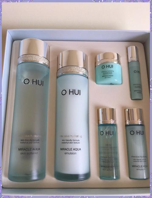 油性皮肤用什么水乳