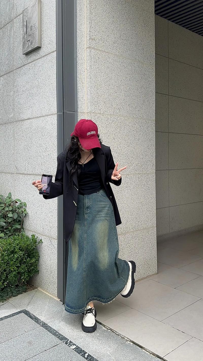 怎么搭配鱼尾裙