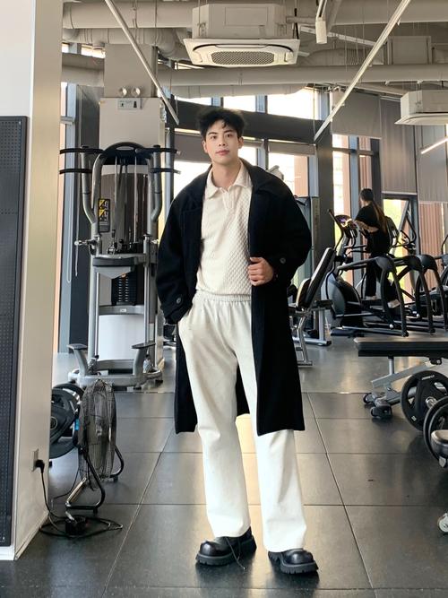 男生穿什么衣服显高