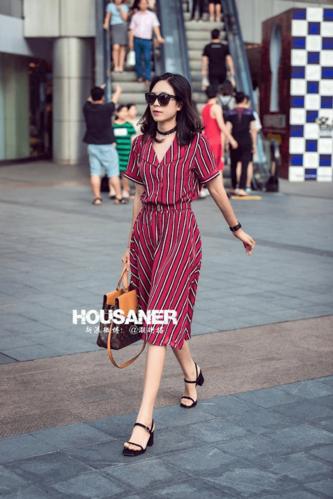 条纹高跟鞋怎么搭配图片大全