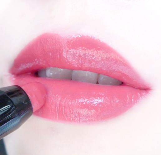 香奈儿最新唇膏笔