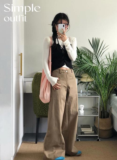 少女阔腿裤怎么搭配