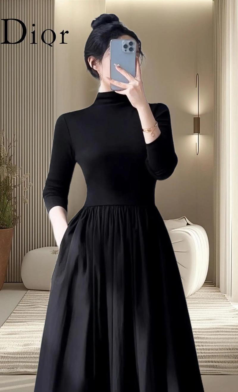 秋天黑色连衣裙怎么搭配衣服好看图片欣赏