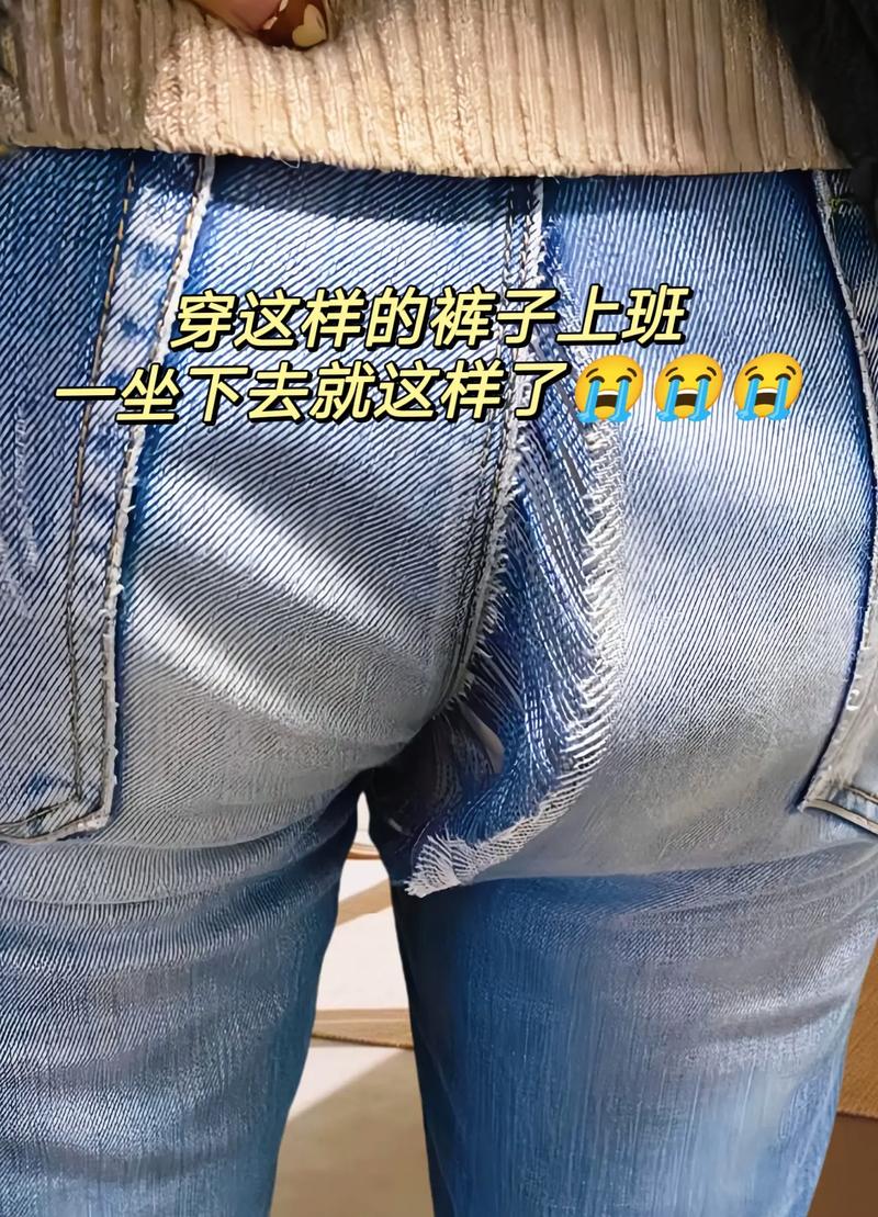 女生穿男士衣服怎么搭配什么裤子图片欣赏