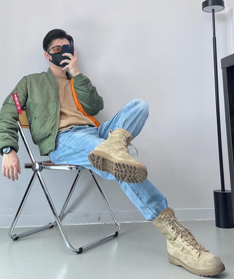 军靴和牛仔裤怎么搭配