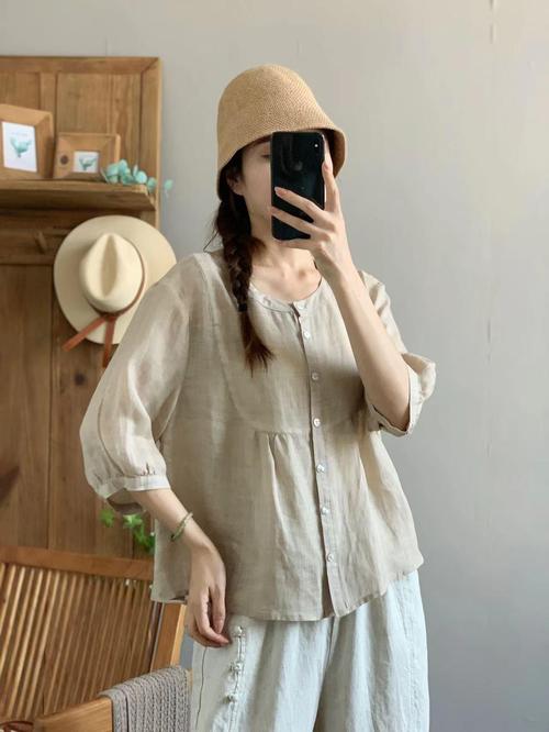 宽松棉麻衫怎么搭配