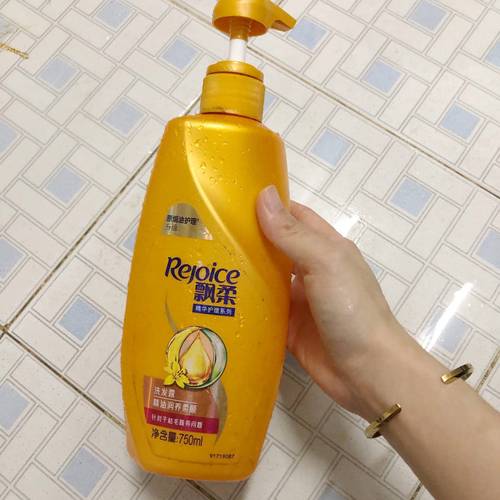 头发掉用什么洗发水