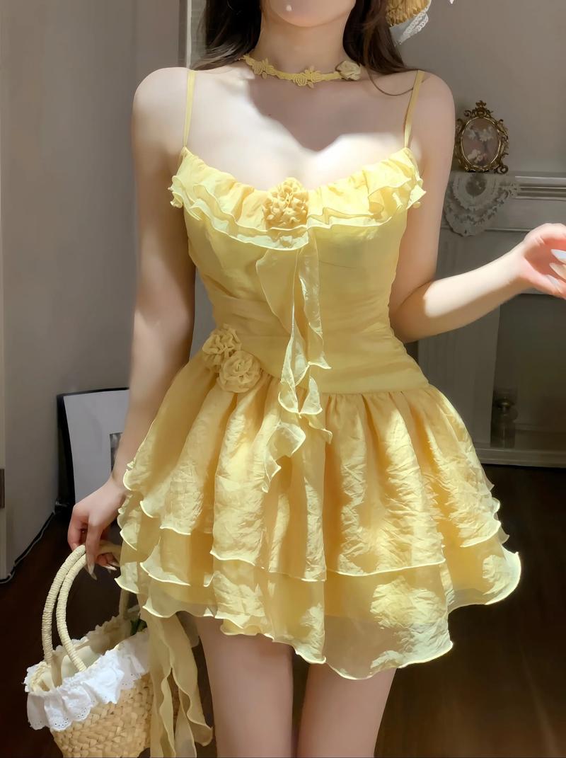 黄裙子怎么搭配图片