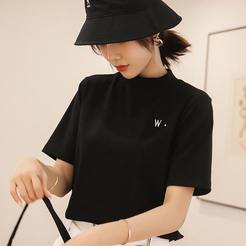 黑色棉麻t恤怎么搭配什么外套