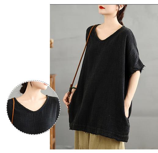 黑色棉麻t恤怎么搭配