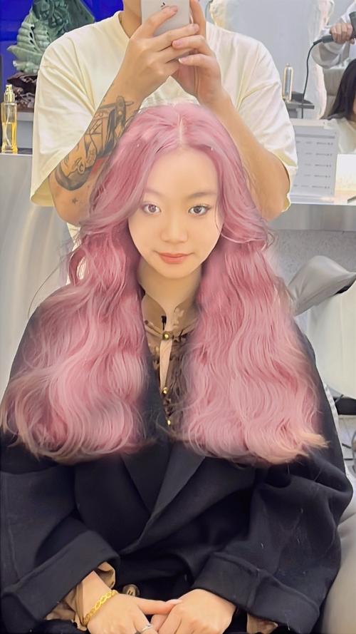 粉紫渐变怎么搭配