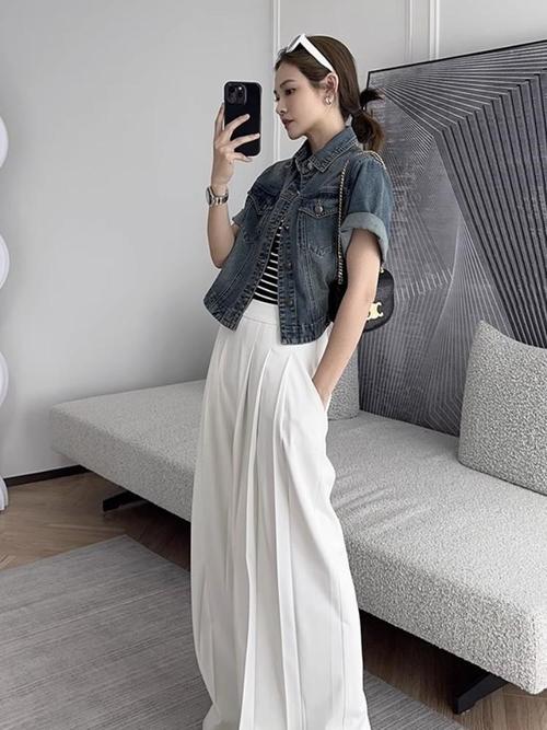 短款的短袖怎么搭配什么外套好看