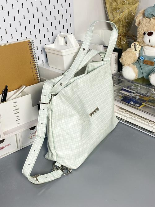 薄荷绿包怎么搭配图片欣赏