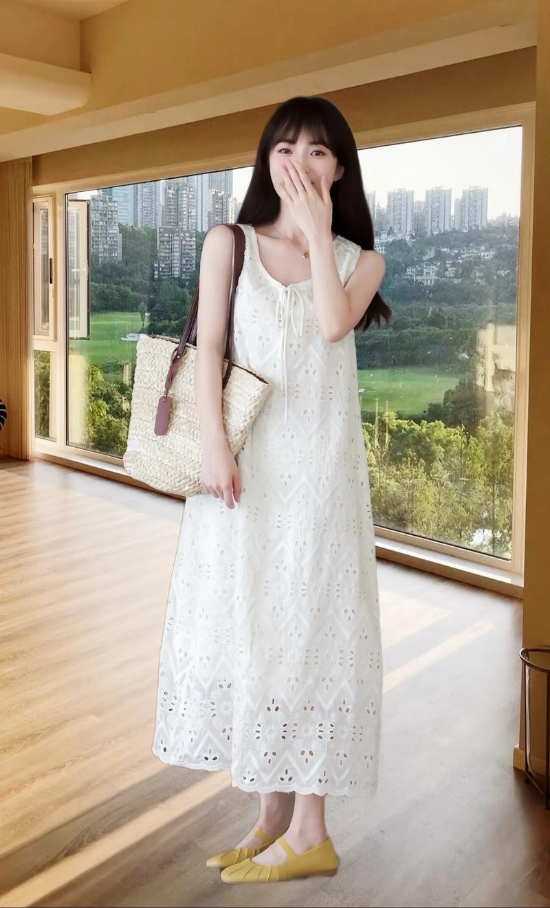 白色镂空裙我怎么搭配图片