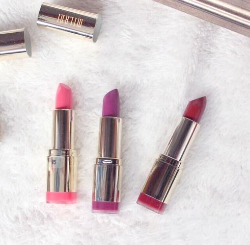 紫色唇膏怎么搭配