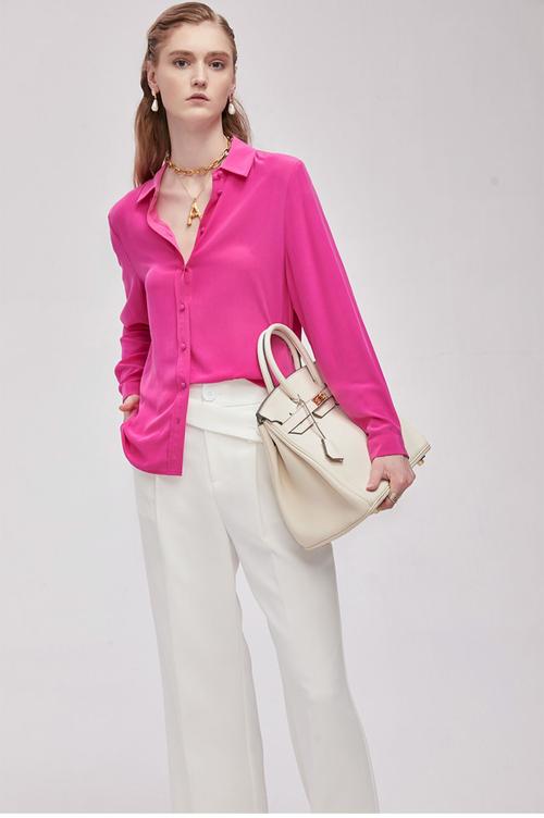 紫粉色的衣服怎么搭配