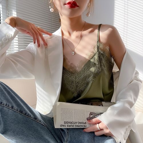 真丝吊带怎么搭配外套