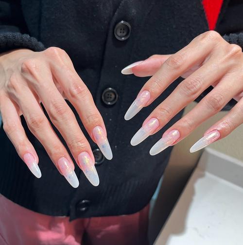 美甲光疗是什么意思