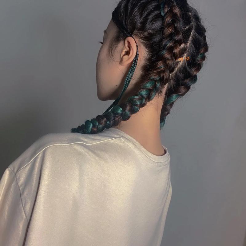 脏辫怎么搭配衣服