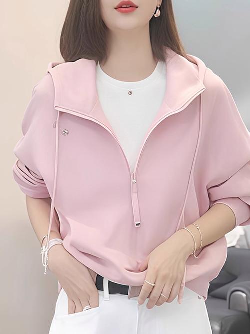 运动女外套怎么搭配图片