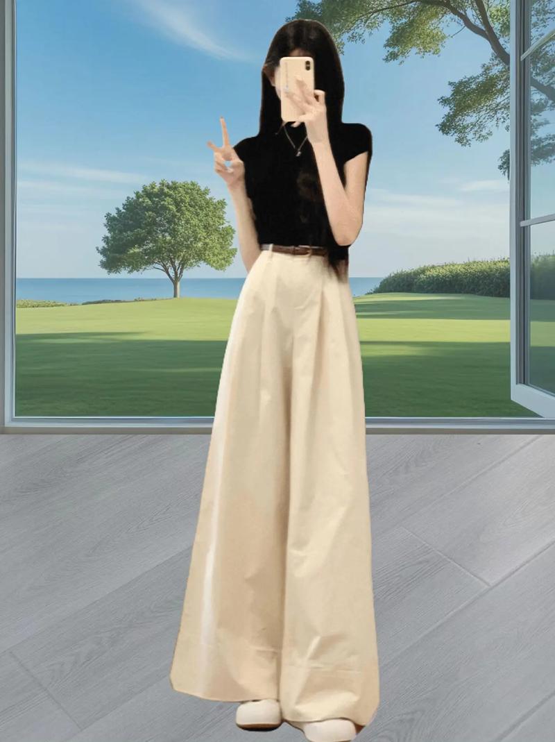 圆脸穿什么衣服好看