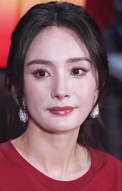 明星为什么不长痘