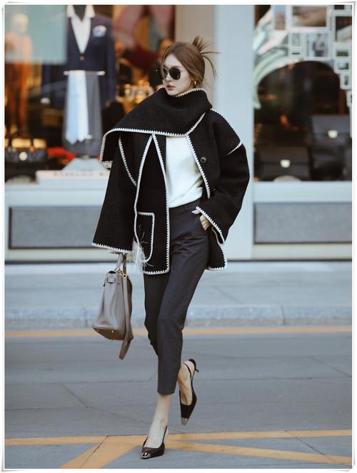 象牙色大衣怎么搭配