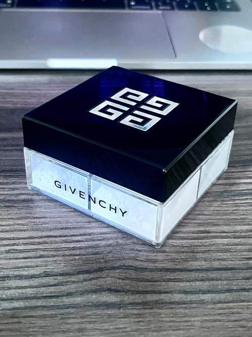 纪梵希散粉最新包装