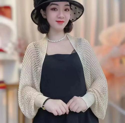 针织小披肩怎么搭配衣服图片