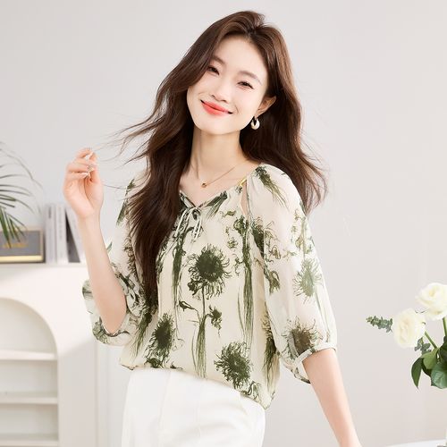 印花雪纺短袖怎么搭配