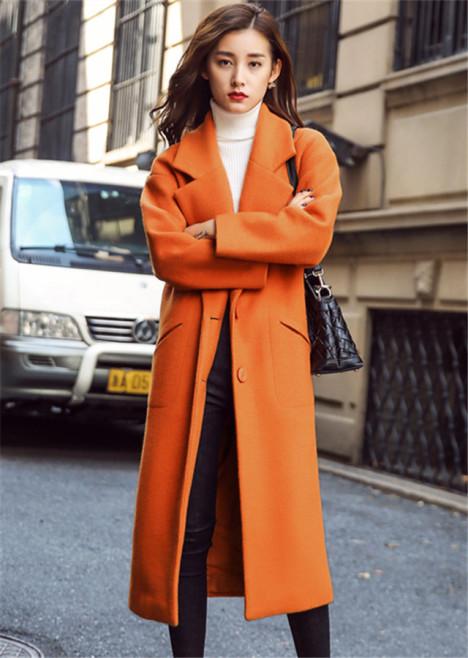 橘色风衣怎么搭配图片