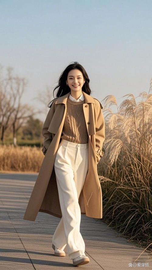 卡其色韩版宽松风衣怎么搭配