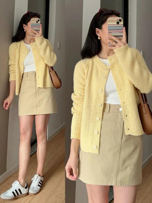 黄外套中长款怎么搭配