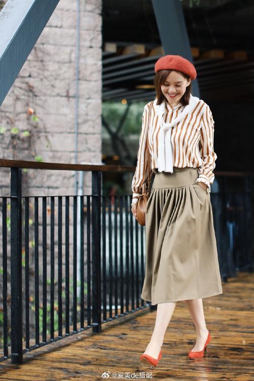 红单鞋怎么搭配