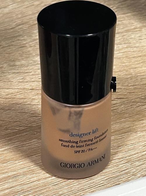 阿玛尼最新粉底液