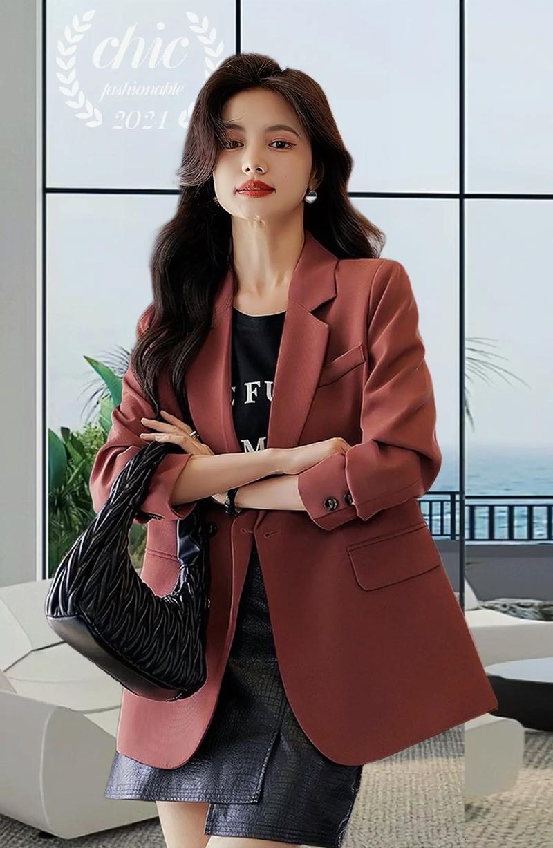 韩版西服怎么搭配